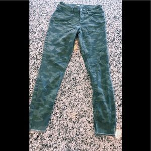 Army print jeans